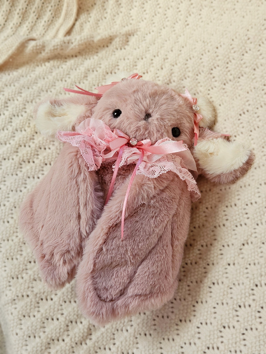 Pitidoll mit rosa Rüschen